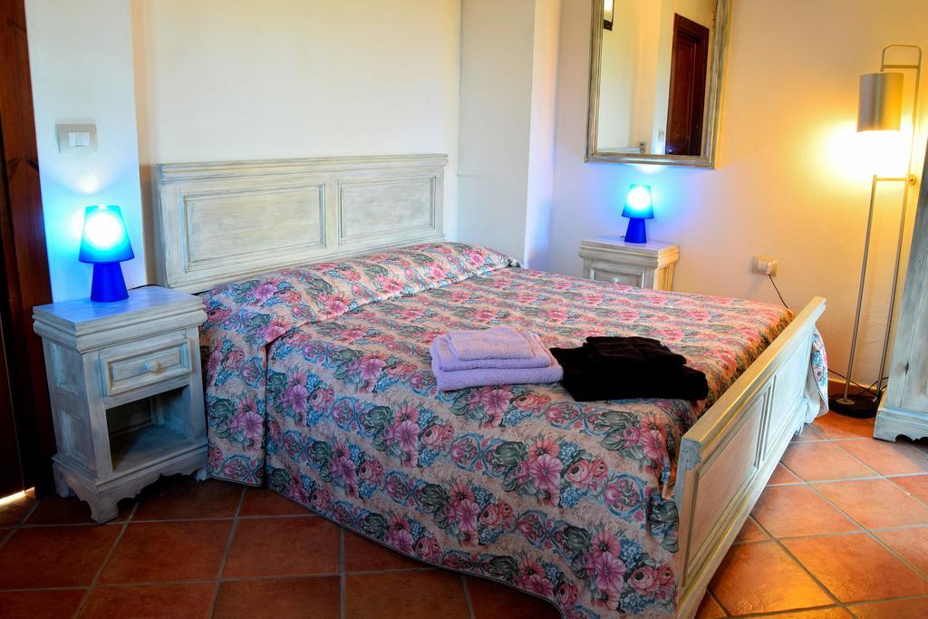 Mi Casa Es Tu Casa 79 Bed & Breakfast Portoscuso Exterior photo