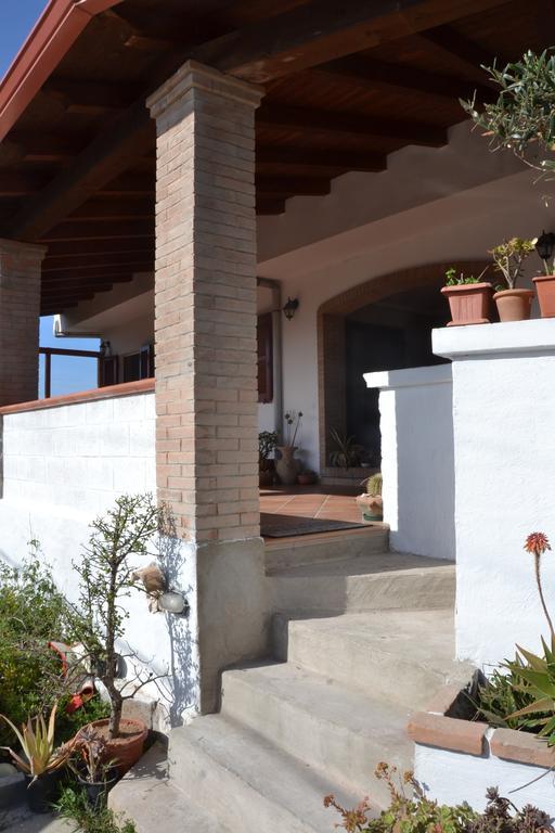 Mi Casa Es Tu Casa 79 Bed & Breakfast Portoscuso Exterior photo